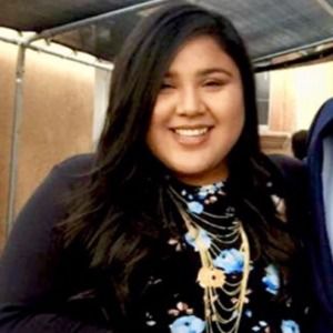 Meet your Posher, Isela